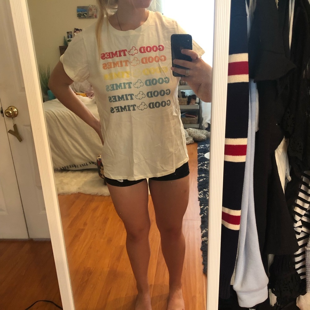 DISNEY T-SHIRT